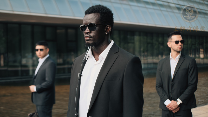 深圳私人保镖哪里找？专业渠道全解析