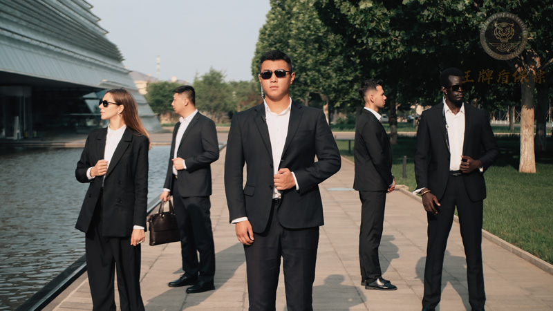 深圳私家保镖日薪500元靠谱吗？王牌盾保镖专业分析
